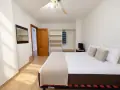 Apartamento de 1 dormitorio con terraza