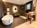 Villa 3 dormitorios, 3 baños, piscina privada y licencia VV en San Eugenio, Costa Adeje