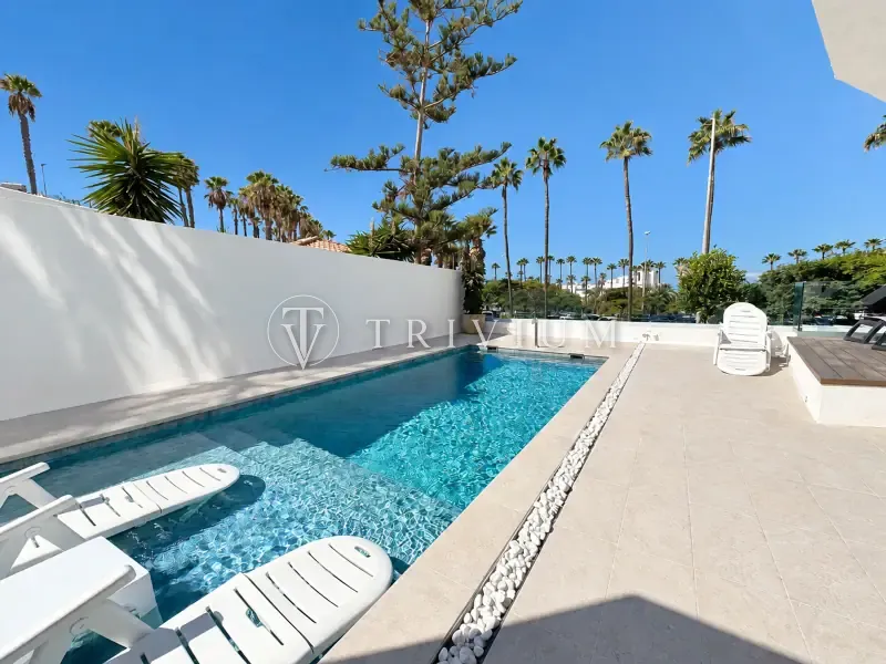 Villa Premium de 3 Suites con Piscina y Zona Chill Out